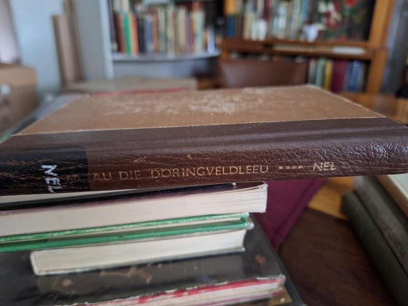 RATAU die doringveldleeu deur T G Nel. 1946 leather and cloth bound. Afrikaans
