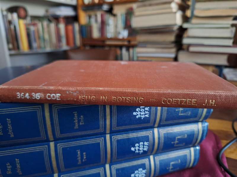 JEUG IN BOTSING -Gedagtes oor Wangedrag en Jeugmisdaad deur dr. JH COETZEE -1957 Rare