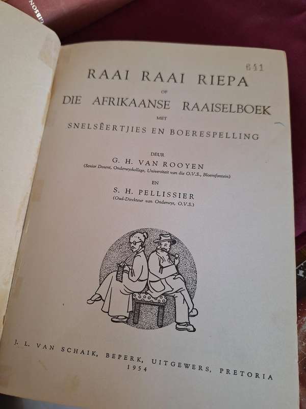 RAAI RAAI RIEPA of Die Afrikaanse Raaiselboek met snelseertjies en boerspelling Rare 1st edit 1954