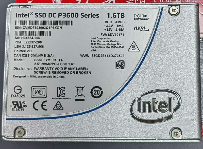 Intel SSD DC P3600 Series 1.6TB Internal 2.5" SSDPE2ME016T4