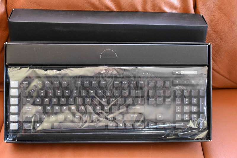 MECHANICAL GAMING KEYBOARD - COSAIR K95 RGB