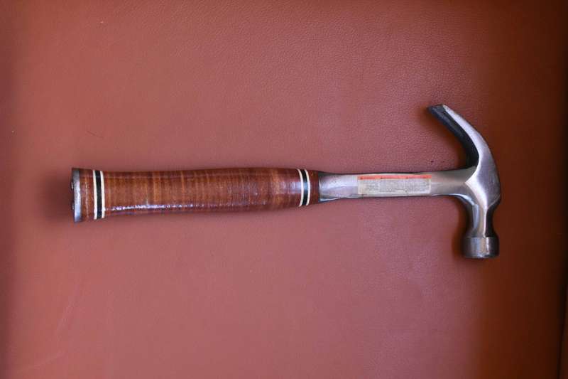 ESTWING CLAW HAMMER E20C