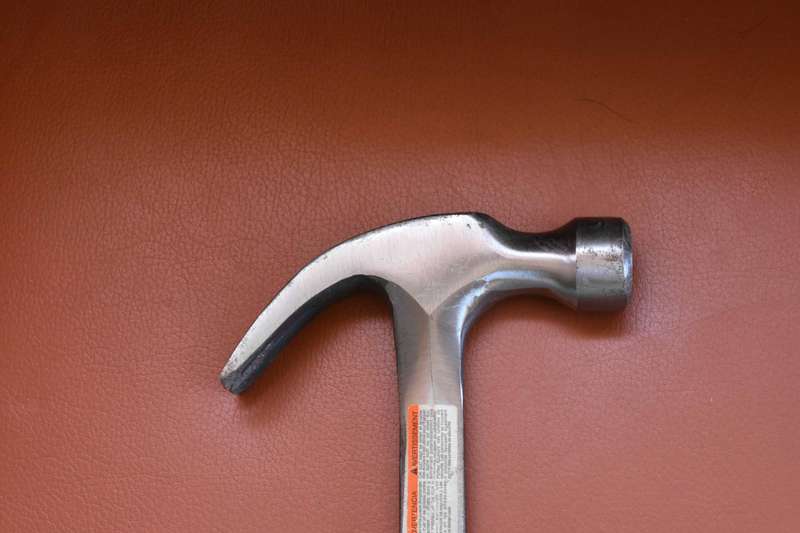 ESTWING CLAW HAMMER E20C