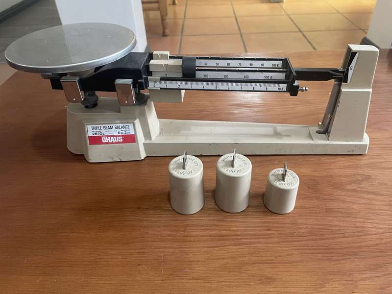 SCALE - TRIPLE BEAM BALANCE