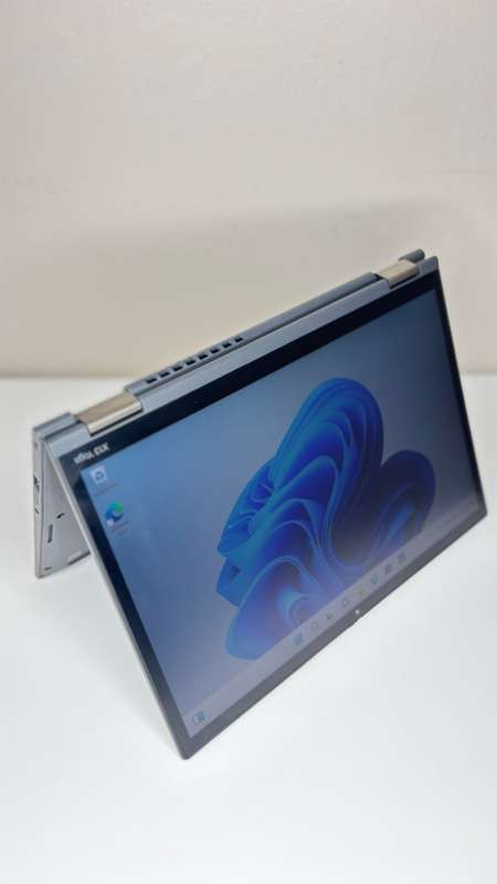 Lenovo ThinkPad X13 Yoga 13.3 11th Gen Core i5-1145G7 @ 2.60GHz 16GB RAM 256GB SSD- Win 11 Pro