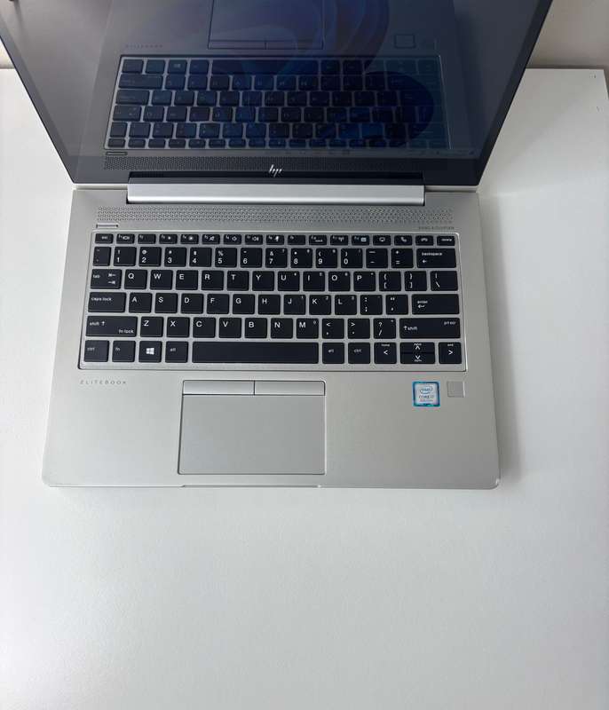 HP EliteBook 840 G5 14 8th Gen Core i7- 8550U @ 1.80GHz 16GB Ram 256GB SSD Touch Screen- Windows 11