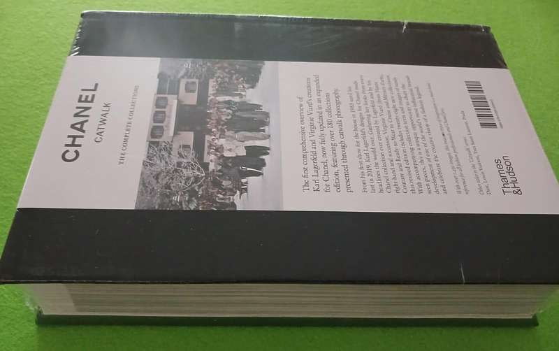 CHANEL CATWALK THE COMPLETE COLLECTIONS( SEALED HARDCOVER)
