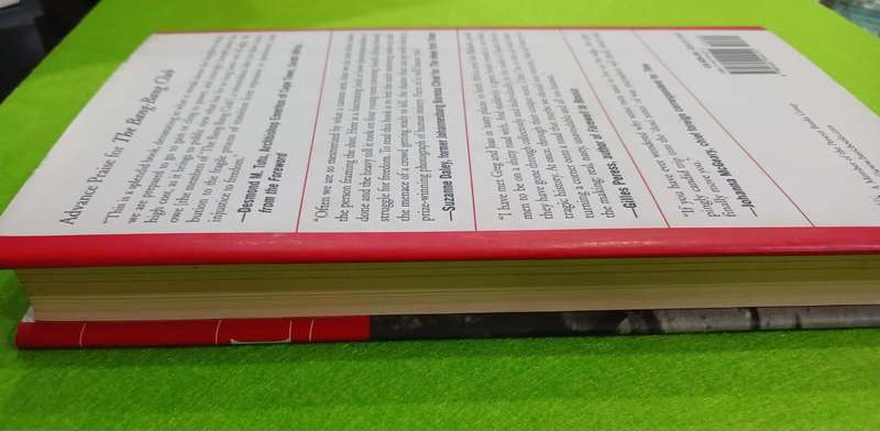 THE BANG BANG CLUB-SNAP SHOTS FROM A HIDDEN WAR( HARDCOVER GOOD CONDITION)