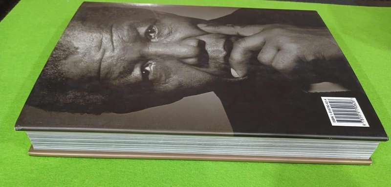 MANDELA -THE AUTHORISED PORTRAIT-Very good condition