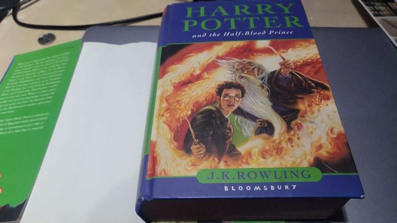 Harry Potter and the half -blood prince( first edition with printing error)
