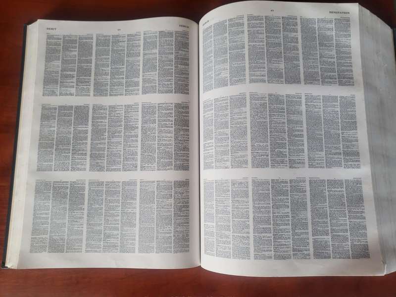 The compact Oxford Dictionary New Edition ( 2nd edition Published in 1991)Huge Book