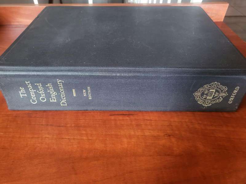 The compact Oxford Dictionary New Edition ( 2nd edition Published in 1991)Huge Book