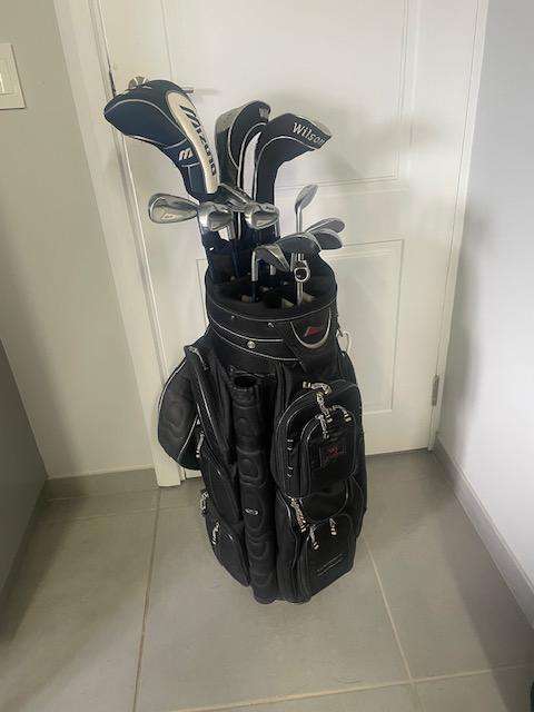 Golfing equipment