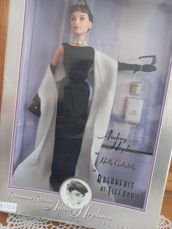 Breakfast at Tiffanys Audrey Hepburn Doll (1998)