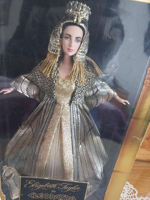 Elizabeth Taylor as Cleopatra Doll (1999)