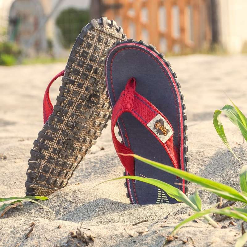 Mens GUMBIES Flip Flops / Sandals - Tyre Tread Canvas Islander Navy Coast - Red & Blue - Size 10