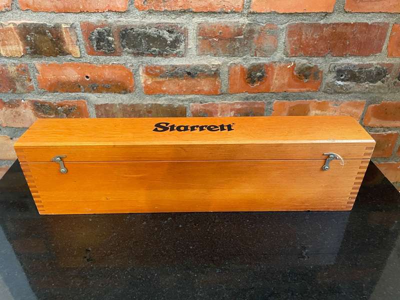 EXTREMELY RARE VINTAGE STARRETT No. 199 ENGINEERS MASTER LEVEL WITH ORIGINAL DOVETAIL WOODEN BOX