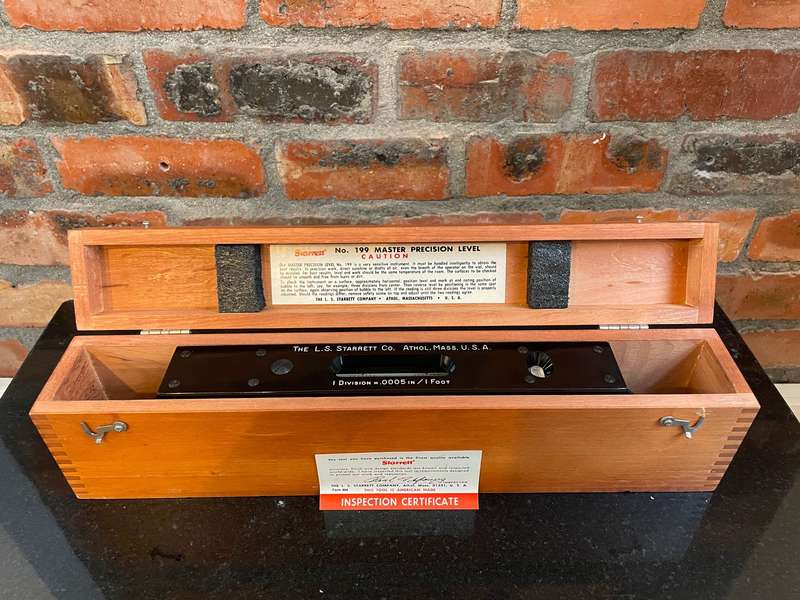 EXTREMELY RARE VINTAGE STARRETT No. 199 ENGINEERS MASTER LEVEL WITH ORIGINAL DOVETAIL WOODEN BOX