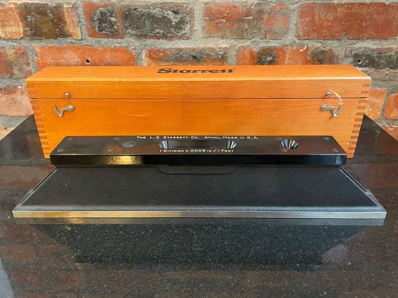 EXTREMELY RARE VINTAGE STARRETT No. 199 ENGINEERS MASTER LEVEL WITH ORIGINAL DOVETAIL WOODEN BOX