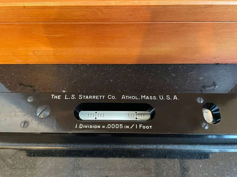 EXTREMELY RARE VINTAGE STARRETT No. 199 ENGINEERS MASTER LEVEL WITH ORIGINAL DOVETAIL WOODEN BOX