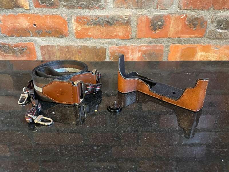 Olympus E-M1 Leather Half Case + Neck Strap by GARIZ XS-CHEM1