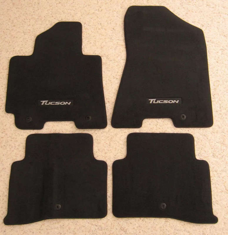 HYUNDAI TUCSON CARPETED FLOOR MAT SET 2016-2018