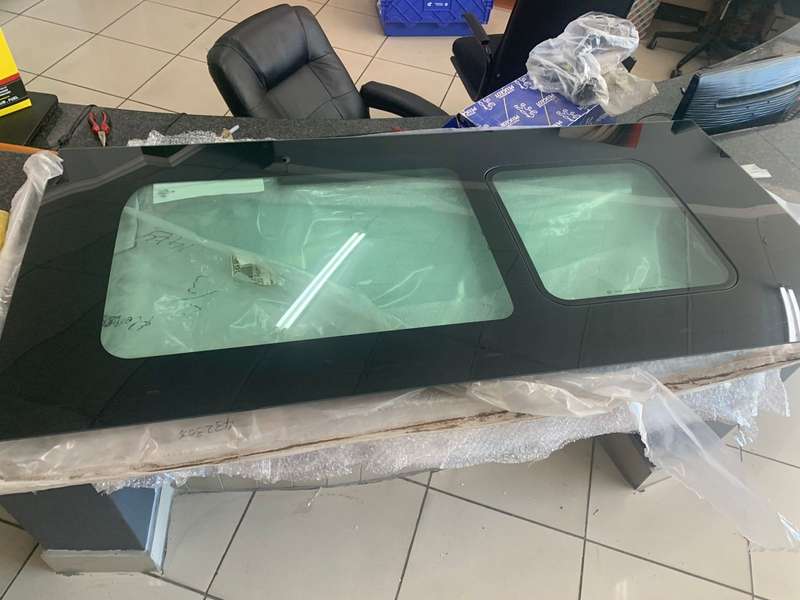 VW Dura Salglass Window - Part Number: 43R-004343
