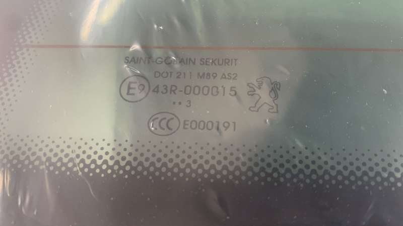 Peugeot 207 Rear Windscreen 43R-000015: