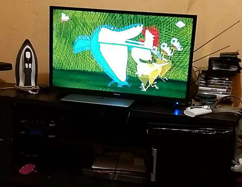 Hicence 32 inch with android box