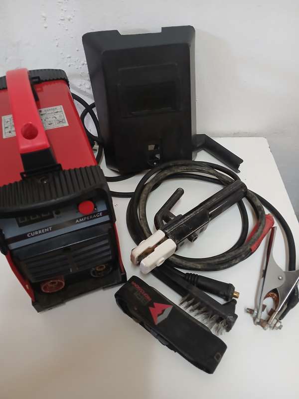 BRUNO PROFESSIONAL  160 AMPS ARC WELDING KIT