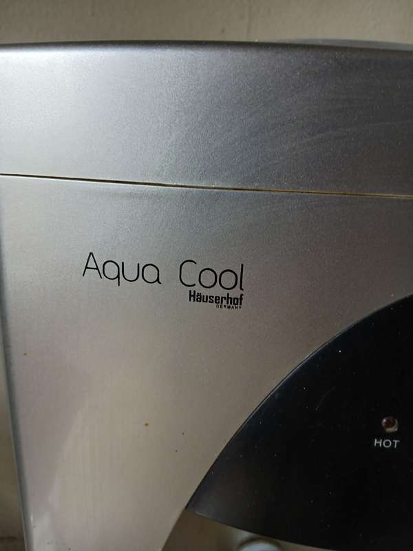 Aqua Cool  Häuserhof  WATER DISPENSER  MODEL  BY-10A