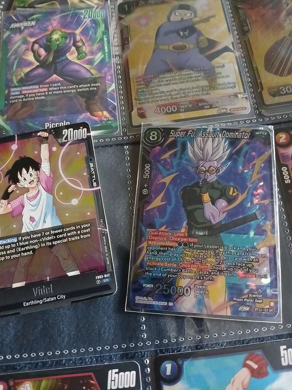 Dragon ball z  collectoin of 90 trading cards