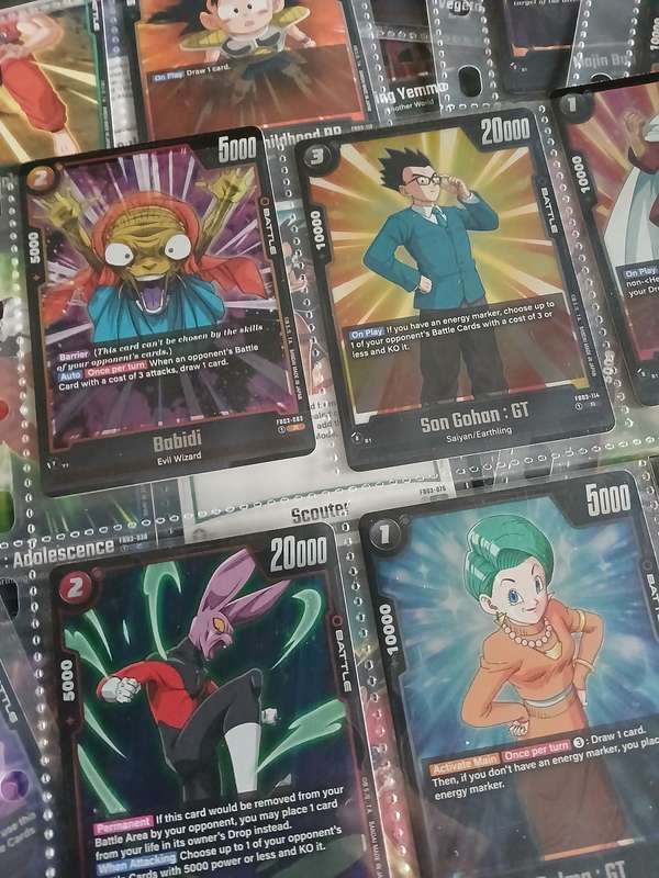 Dragon ball z  collectoin of 90 trading cards