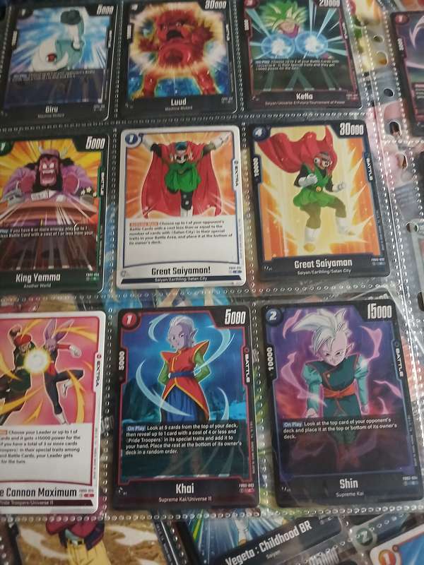 Dragon ball z  collectoin of 90 trading cards