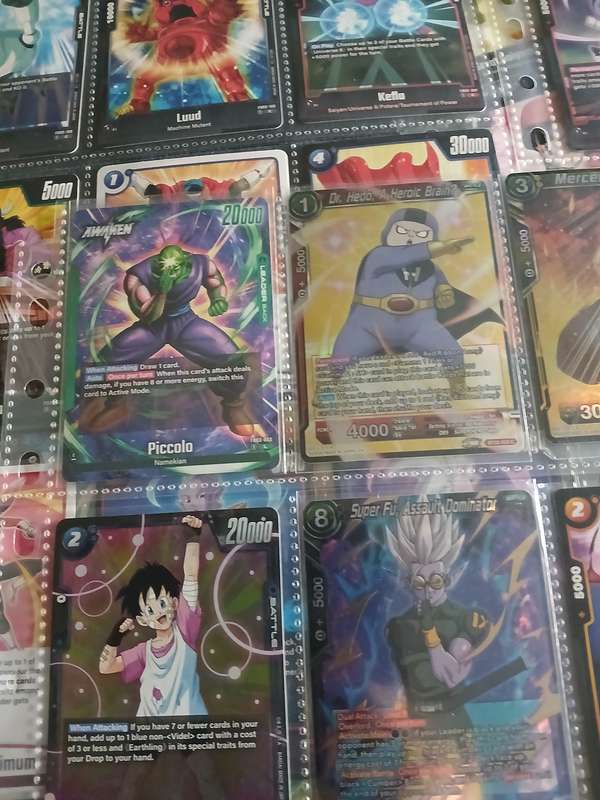 Dragon ball z  collectoin of 90 trading cards