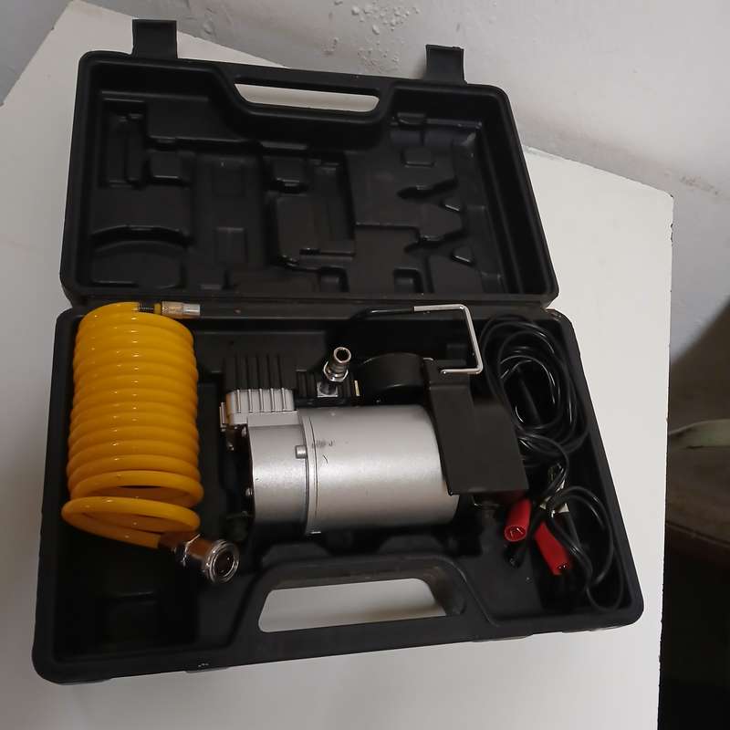 12V AIR COMPRESSOR