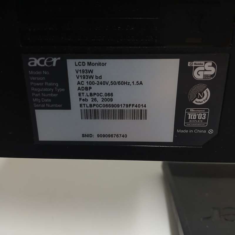 2 Pc monitors