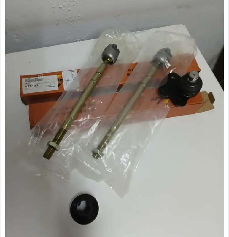 *CAR PARTS* ford & Hino
