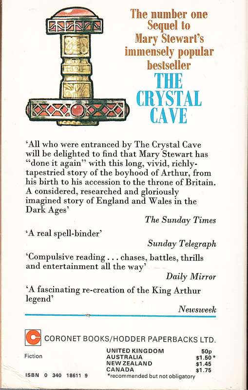 Arthurian Saga 02: The Hollow Hills - Mary Stewart