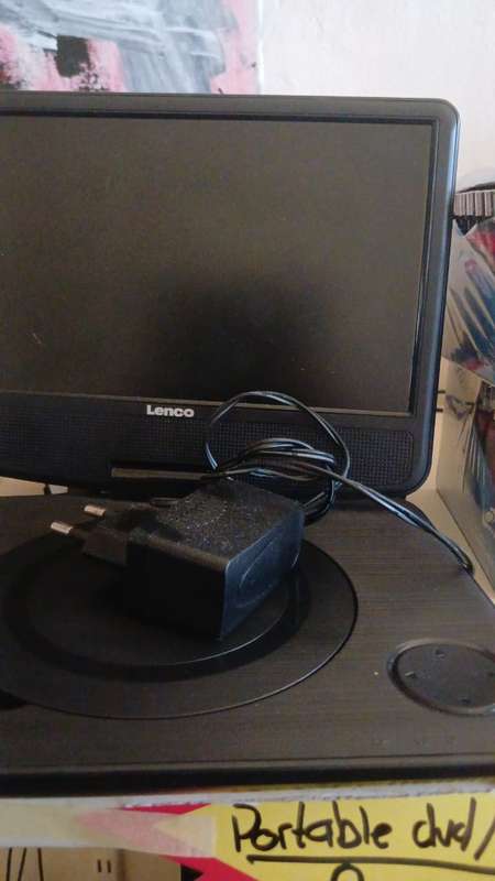 Portable dvd player