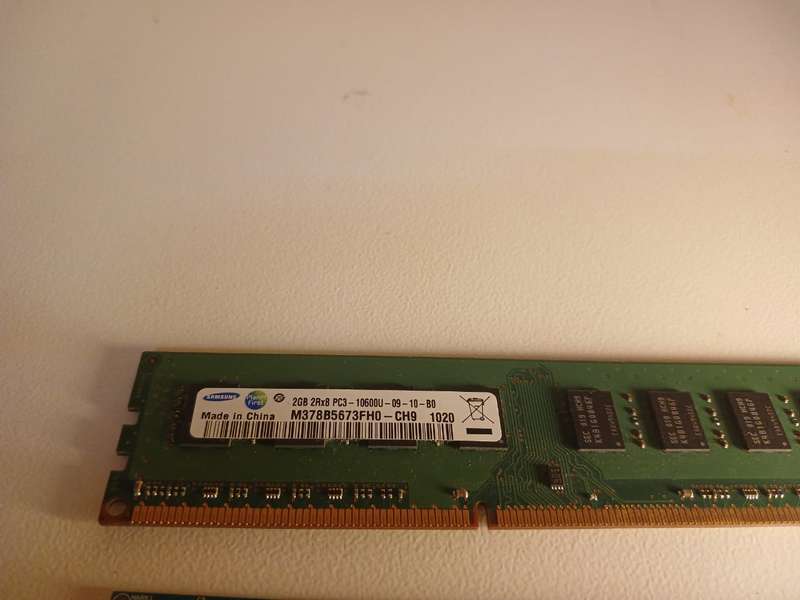 2 x 2GB ddr ram and cpu fan