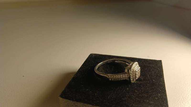 .925 ladies engagement ring