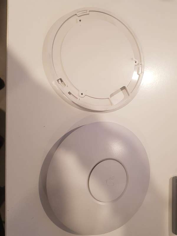 Ubiquiti AP - M/N: UAP