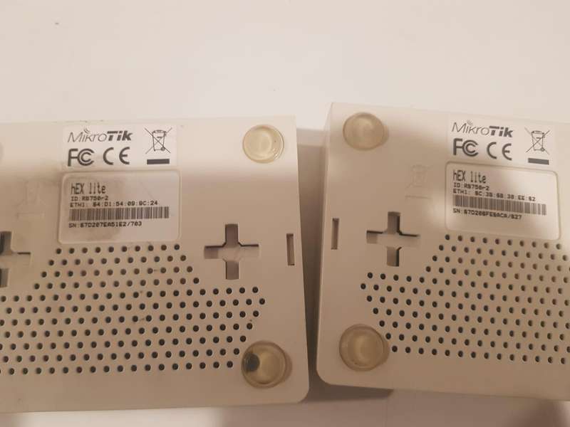 MikroTik hEX lite Wired Router - White RB750R2