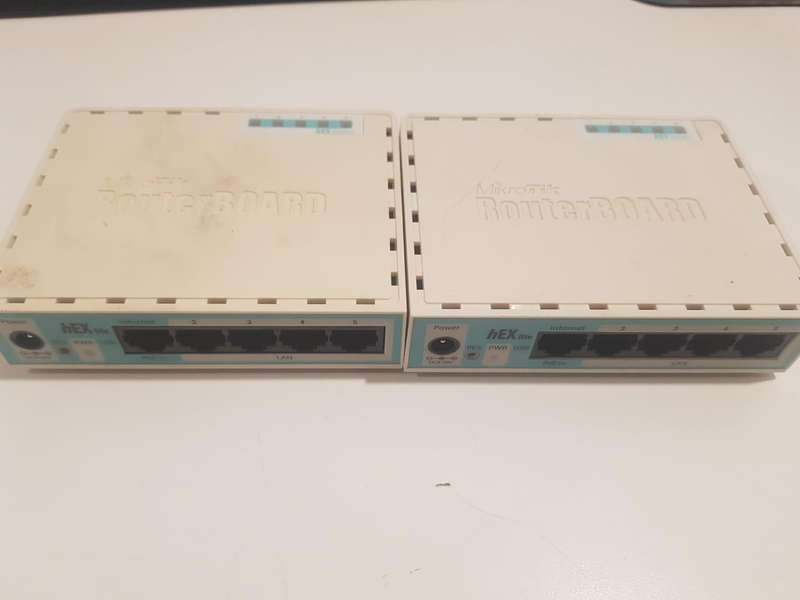 MikroTik hEX lite Wired Router - White RB750R2