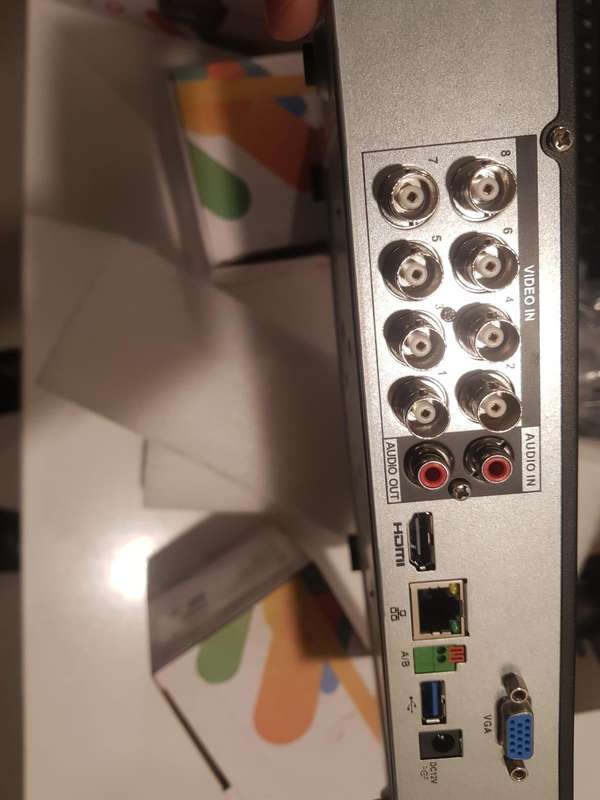 Dahua DVR & Bullet camera's (8 cameras)