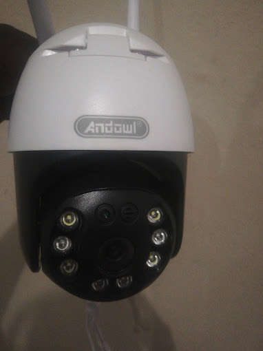 E CAMERA