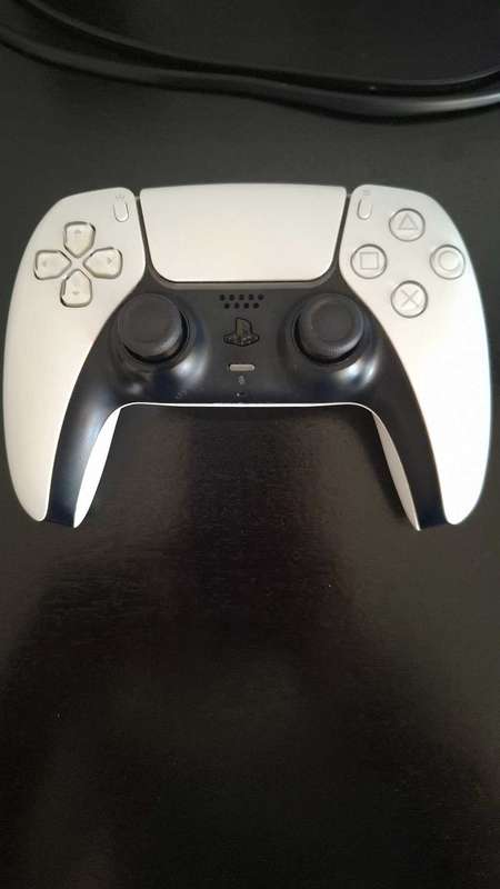 PLAYSTATION 5 CONSOLE EXCELLENT CONDITION