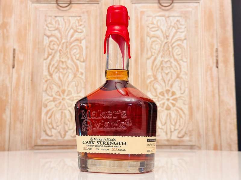 Makers Mark Cask Strength Batch 15-04 Exclusive Bourbon Whisky - Old Bottling