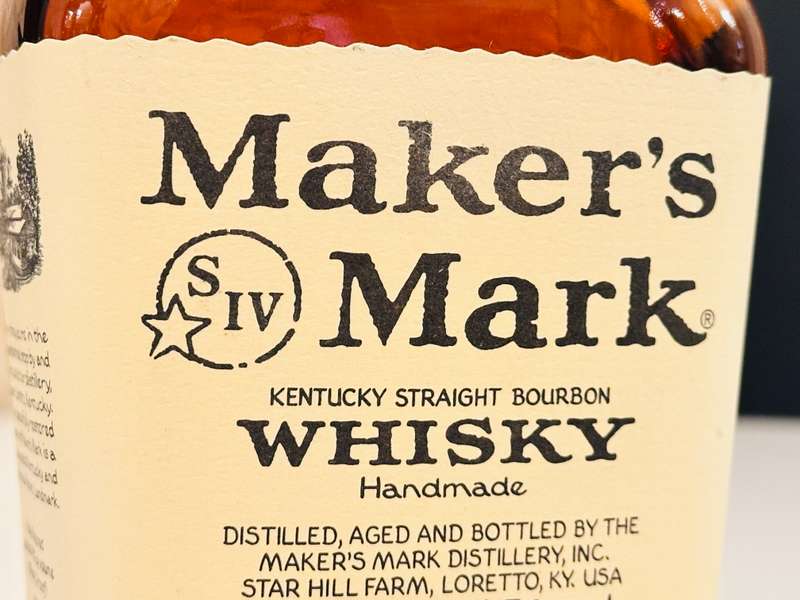 Makers Mark Handmade Kentucky Straight Collectable Bourbon Whisky